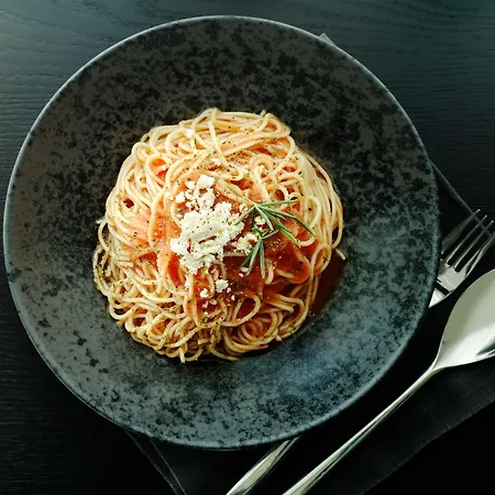 Ezio Bo Luxury Living 4* 프사로우