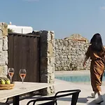 Ezio Bo Luxury Living Psarrou