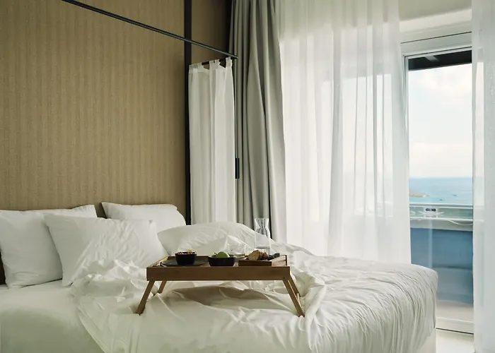 Hotel Ezio Bo Luxury Living 4*