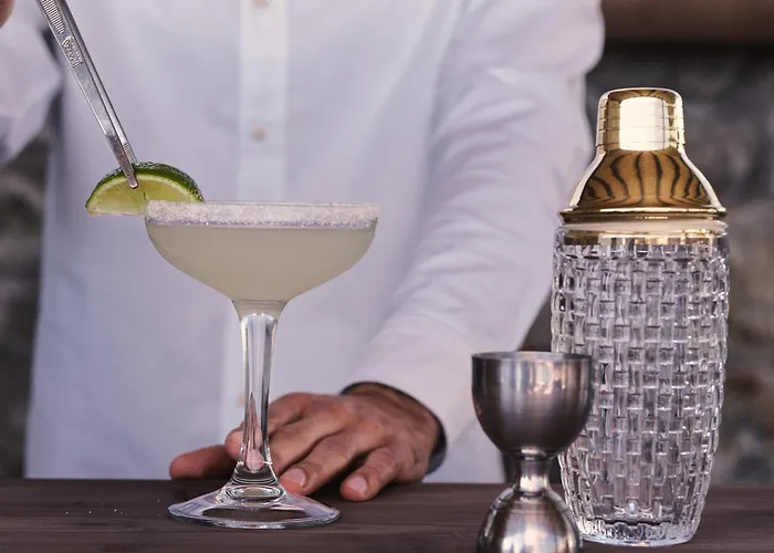 Hotel Ezio Bo Luxury Living Psarrou