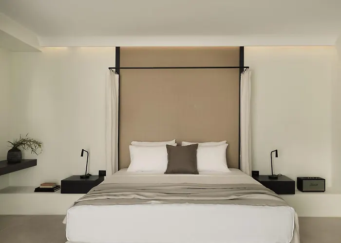 מלון Ezio Bo Luxury Living 4*