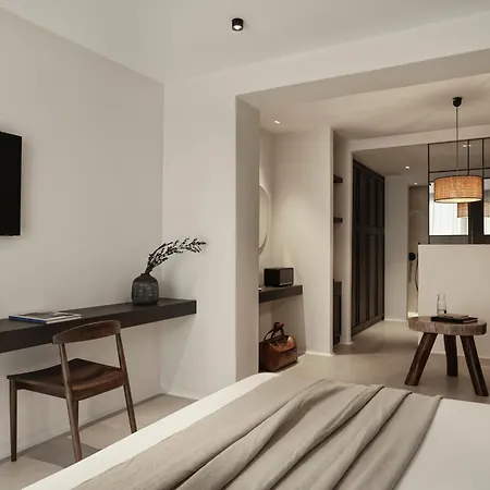 Ezio Bo Luxury Living Hotel 4*