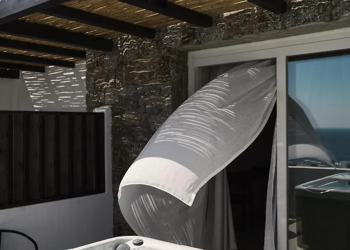 Ezio Bo Luxury Living 4*