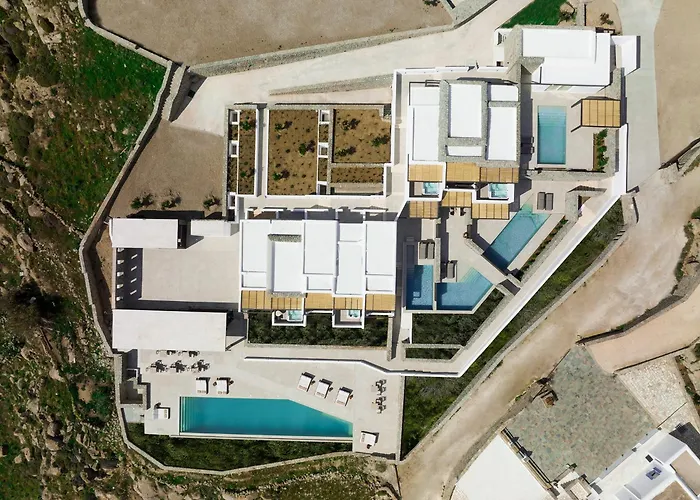 Ezio Bo Luxury Living 4*